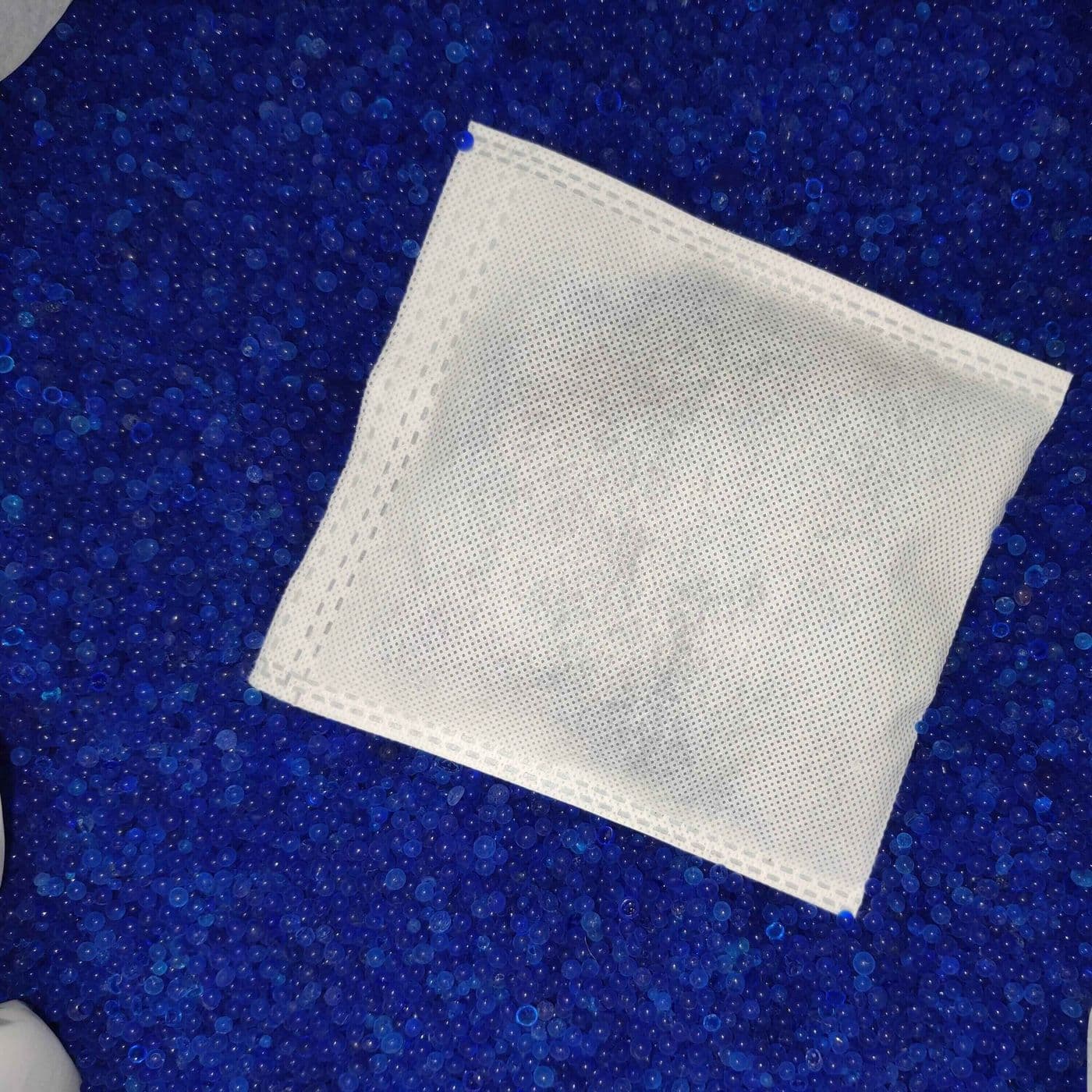 How to Use Silica Gel as a Moisture Absorber