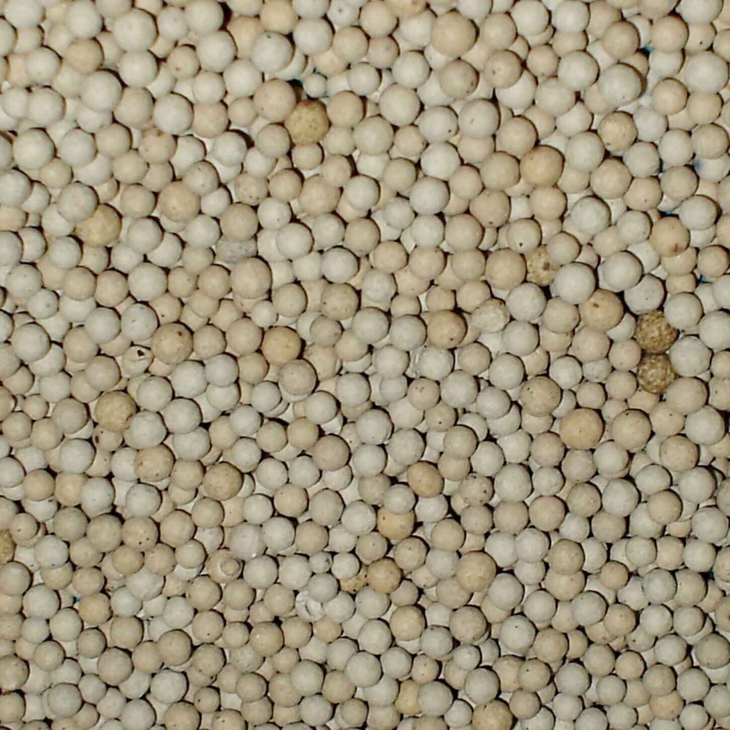 Clay Desiccant from Aharnish Desiccant